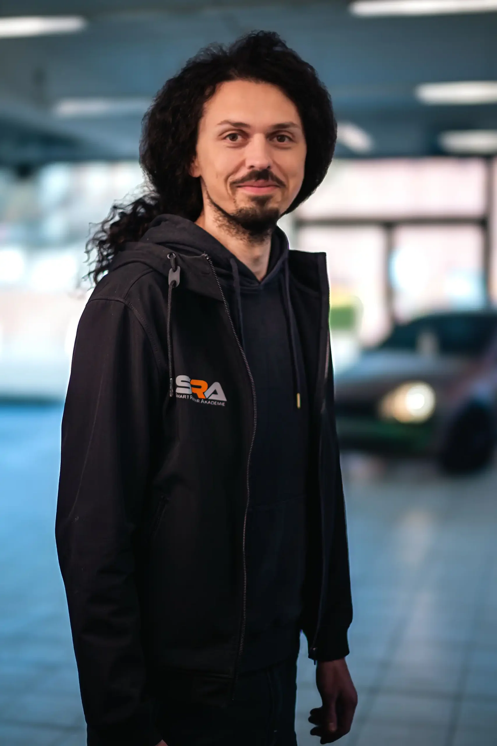 Fahrzeugaufbereiter Ausbildung | Beulendoktor Ausbildung | Car Wrapping Ausbildung | Zertifiziert und bis zu 100% von der Arbeitsagentur förderbar | Bildungsgutschein
