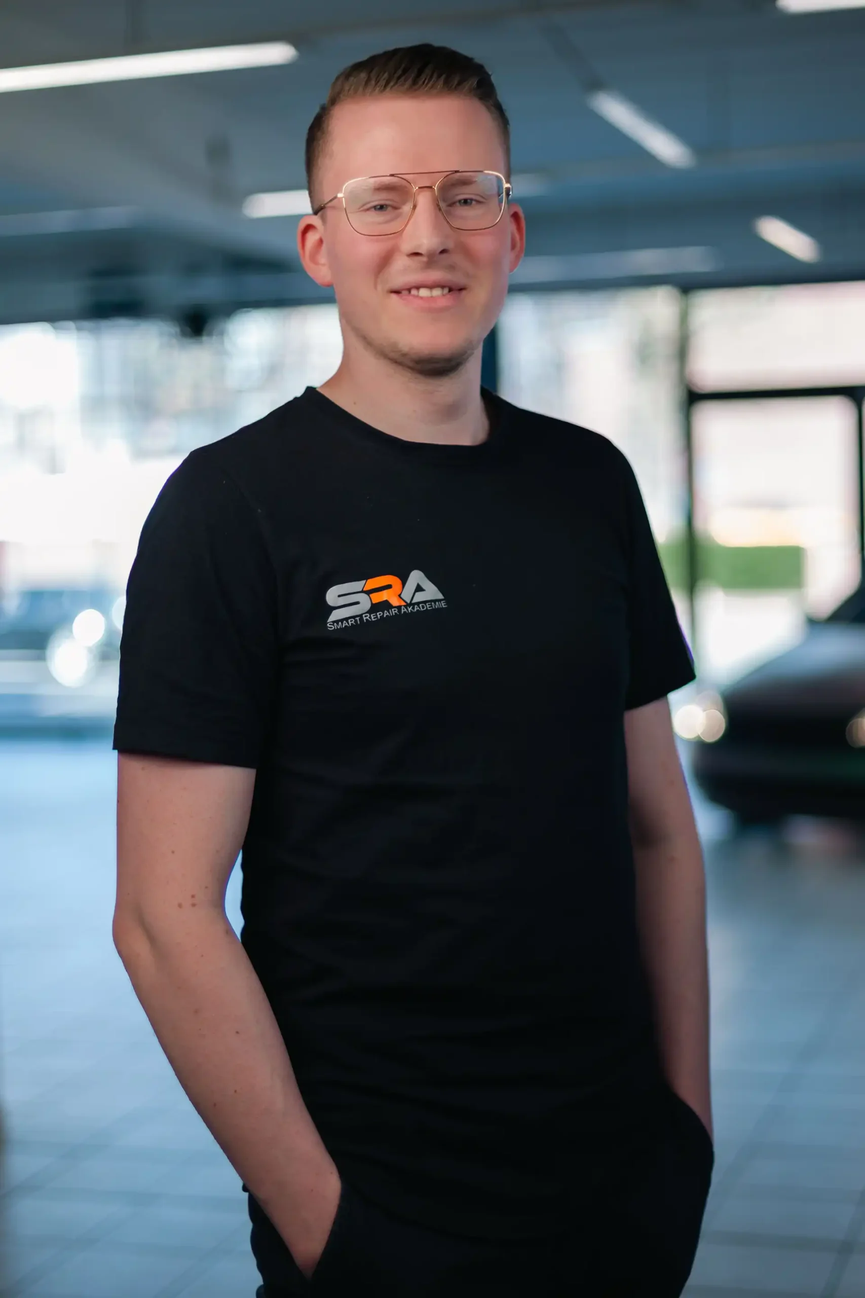 Fahrzeugaufbereiter Ausbildung | Beulendoktor Ausbildung | Car Wrapping Ausbildung | Zertifiziert und bis zu 100% von der Arbeitsagentur förderbar | Bildungsgutschein